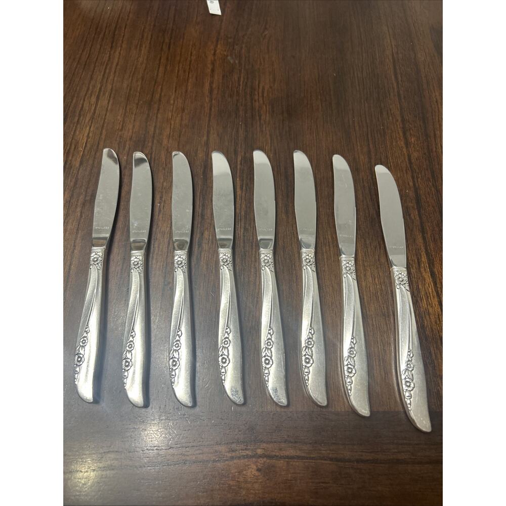Vintage Oneida 1881 Rogers LILAC TIME Flatware 8 Knives